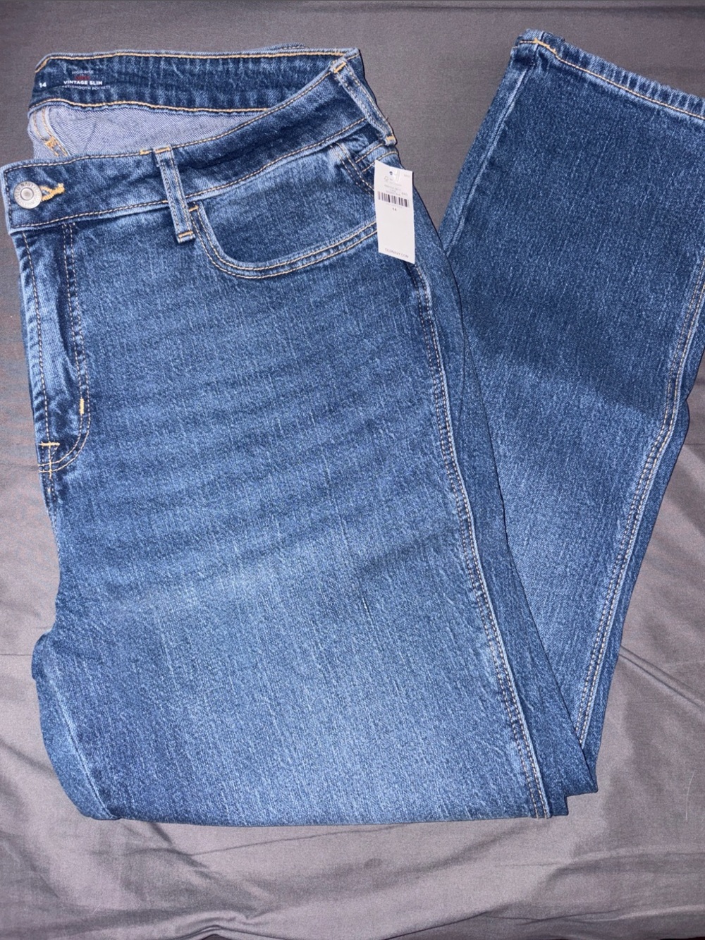 Old Navy women’s high rise vintage slim jeans size 14 full length. NWT